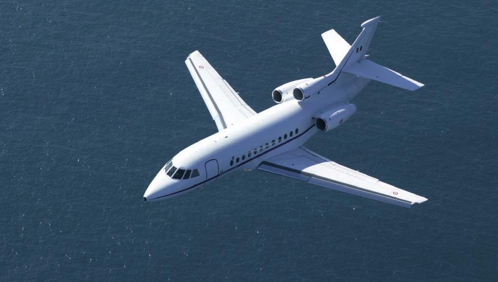Falcon 900 EASy Gli aeromobili del 31 Stormo sono utilizzati per il trasporto di Stato e per missioni di pubblica utilità, quali il trasporto sanitario d urgenza di ammalati, di traumatizzati gravi e