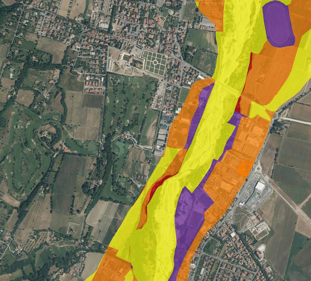 Figura 1 Esempio di mappa della pericolosità (a sinistra) e del rischio (a destra) per il torrente Baganza Il Piano di gestione del Rischio di Alluvioni A partire dalle mappe della pericolosità e del