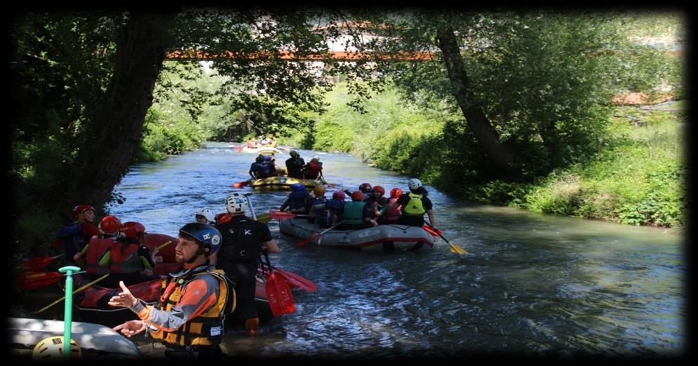 SOFT RAFTING Conoscere e vivere il fiume Obiettivi: conoscenza, sport, divertimento, osservazione, esplorazione, ricerca ed avventura Destinatari: l attività è rivolta a tutte le fasce di età.