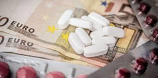 Il finanziamento dell innovazione La legge di stabilità 2015 ha istituito un fondo per il rimborso alle regioni per l acquisto di medicinali innovativi per il biennio 2015-2016.