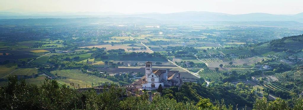 Situati in collina lungo la Strada