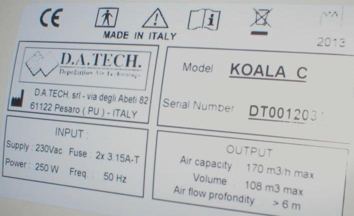 15AT su stativo a pavimento Fabbricante Modello Numero di serie Tensione di alimentazione Frequenza di lavoro otenza Fusibili Montaggio D.A.TECH. Srl KOALA C DT00120313 230 V 50 Hz 250 W 2x3.