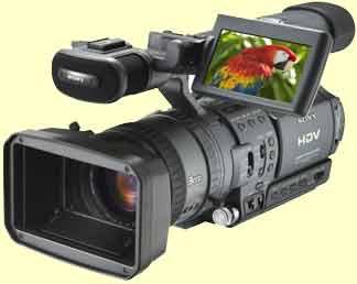 In breve: La prima videocamera HDV 1080i con 3 sensori CCD da 1.070.