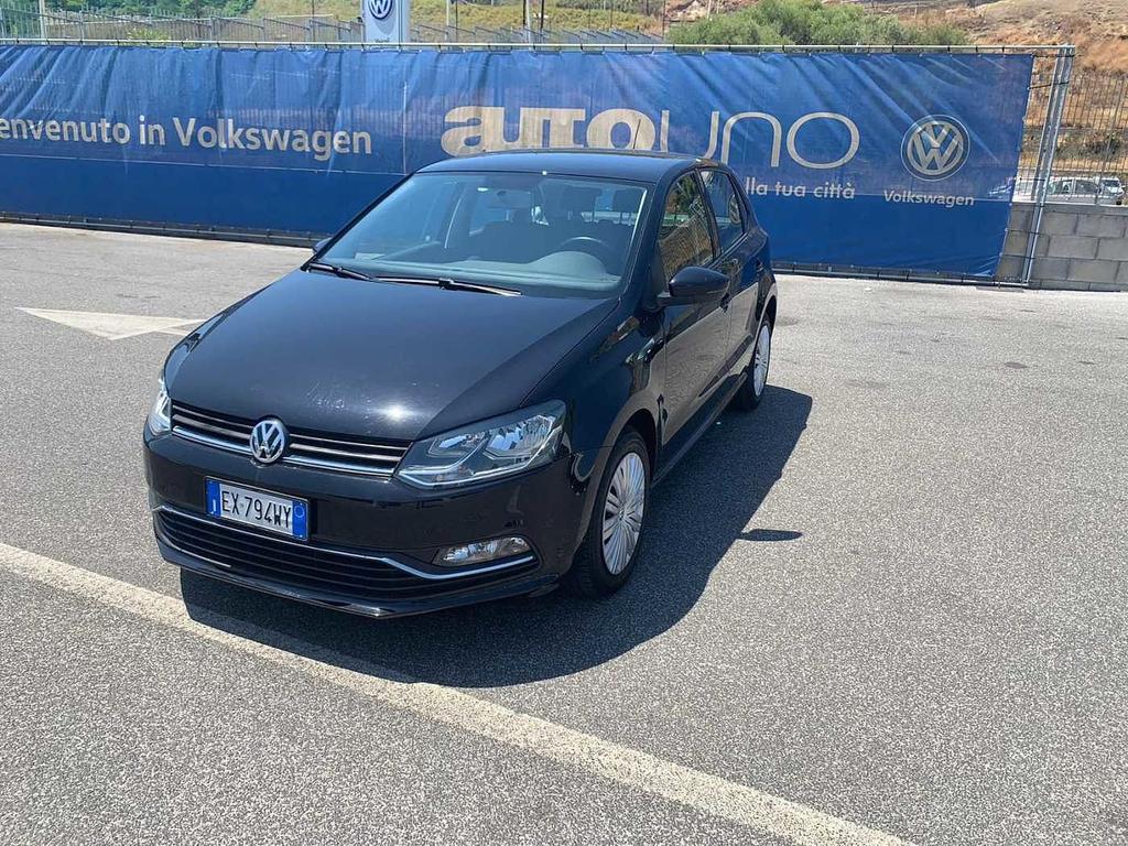 Volkswagen Polo V 1.4 TDI 5p. Comfortline Polo 5ª serie Immatricolazione: 1/ 2015 KM: 57150 Colore: pastello Carrozzeria: Berlina Cilindrata: 1422 Prezzo: 8.