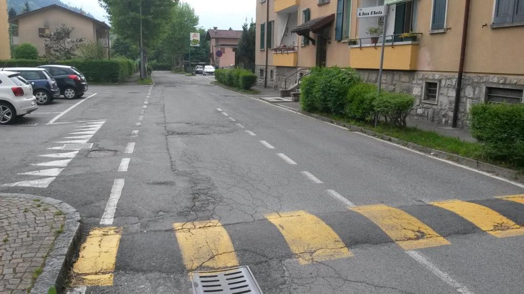 3.3 Via Duca d Aosta Sono oggetto del presente intervento il tratto di via Duca d Aosta individuabile da dopo il dosso posto rallentatore posto in prossimità dell intersezione con via