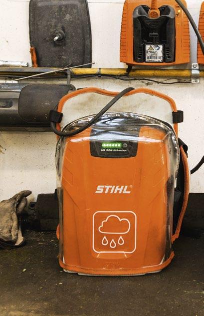 Sistema a batteria PRO di STIHL // Accessori Batteria AP AP 100/200/300 // Batterie agli ioni di litio molto potenti, con indicazione dello stato di carica (quattro LED).