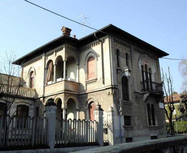 Villa Via Enrico Toti 5 Treviglio (BG) Link risorsa: http://www.lombardiabeniculturali.