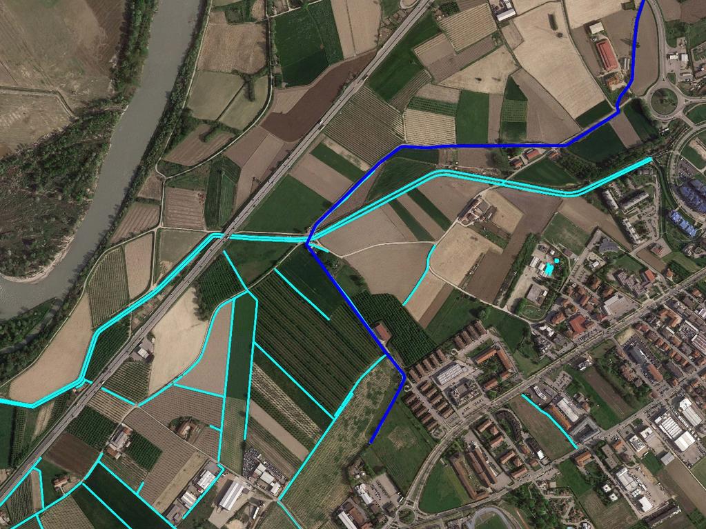 La portata massima che può defluire nel canale citato è desumibile dalle caratteristiche della sezione, sia geometriche sia di consistenza, e dalla pendenza media del fondo ipotizzando un deflusso a