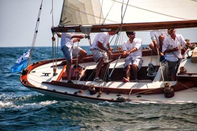 The last category of boats could be further divided into groups if there are at least three Yachts in each class.