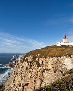 Tempo libero per passeggiare nelle viuzze medioevali del villaggio di fiabe e per assaggiare i dolci tradizionali della regione. Cascais: Porto di pesca e centro turistico.