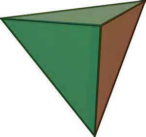 SOLUZIONI Quarati nei quarati Consieriamo i quattro triangoli rettangoli presenti nella figura che hanno un vertice nel punto meio el rispettivo lato el quarato grane Disegniamo i ognuno il