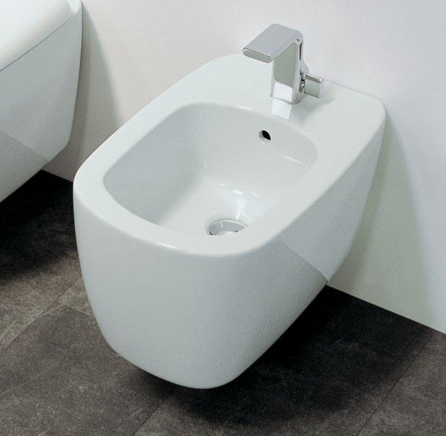 MN218 Bidet sospeso monoforo (completo di kit fissaggio art.