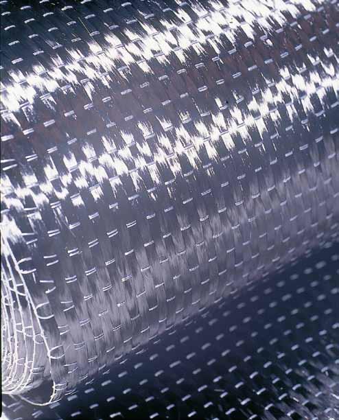 UNI-AX Tessuto unidirezionale in fibra di carbonio ad alta resistenza con elevato modulo elastico CAMPI DI APPLICAZIONE Il sistema è indicato per la riparazione e rinforzo di elementi in calcestruzzo