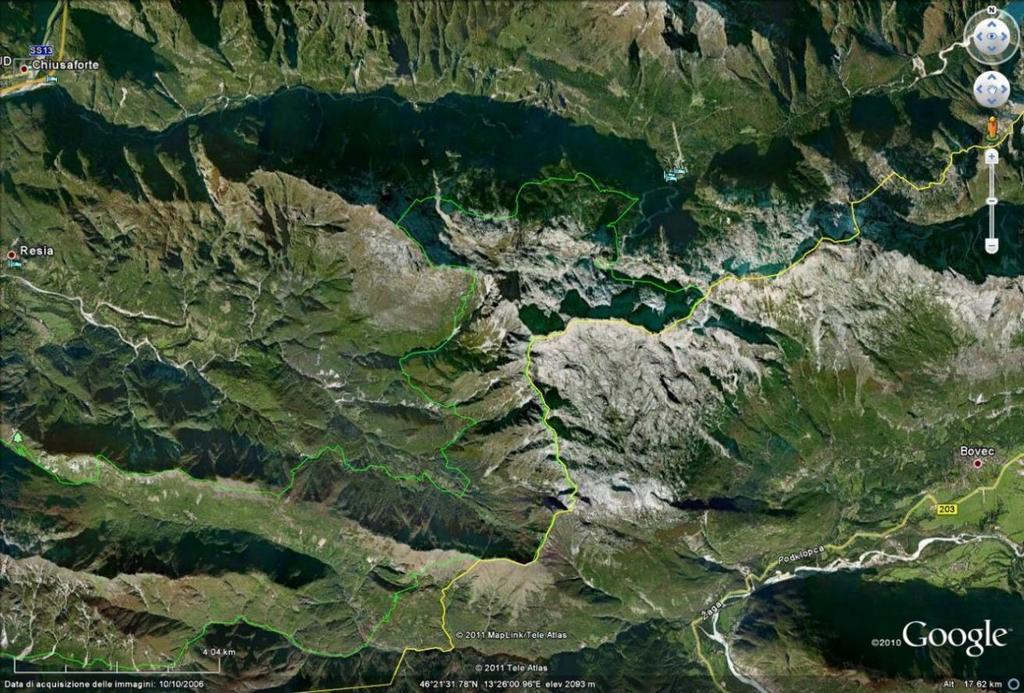 Google: Immagine da satellite in giallo: confine Italia-Slovenia in