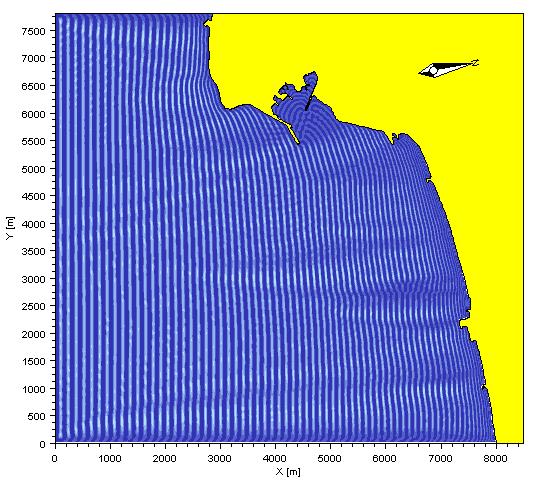 (a) (b) Figura 9 - Risultati del modulo d onda ellittico: stato attuale (a) e ipotesi di progetto (b) per onda da 190 N. Nella rappresentazione grafica viene evidenziato l andamento dei fronti d onda.