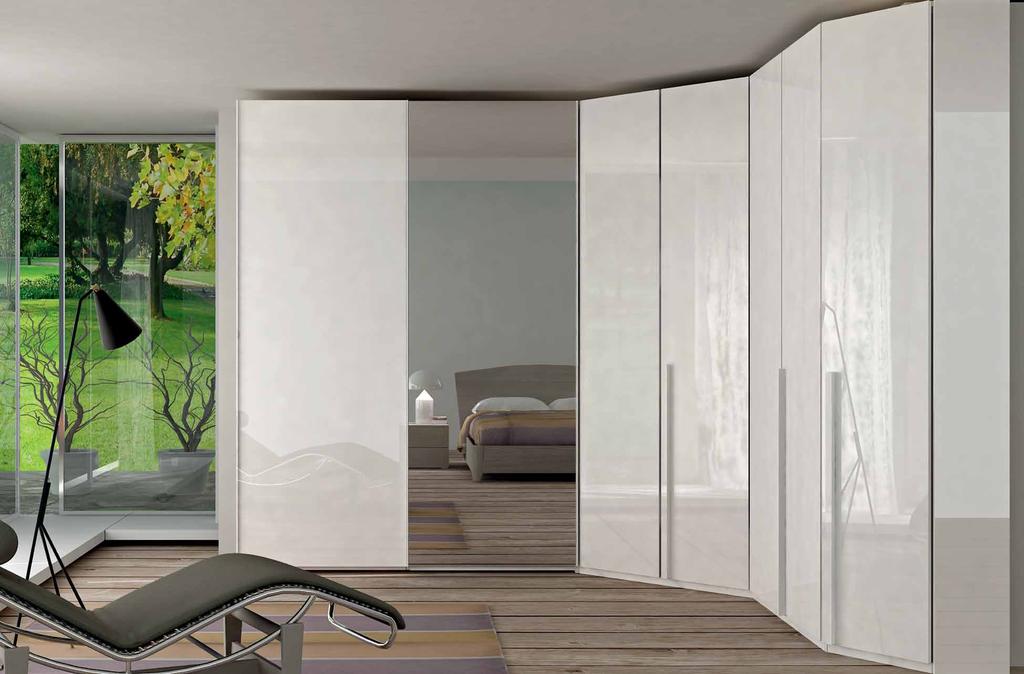 Cassa Structure Frontali Frontal door Nobilitato bianco Specchio Mix armadiatura scorrevole battente Hinged and sliding wardrobe mix Sezione dedicata agli armadi modulari battenti L45 in composizioni