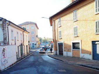 via Piazzetta Cremona verso sud