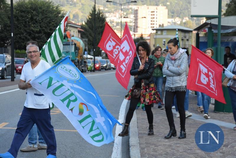 Scioperano i lavoratori dell azienda ospedaliera, corteo e presidi 1 Mobilitazione dei dipendenti degli ospedali di Lecco, Merate e Bellano La protesta per la carenza di personale nelle strutture