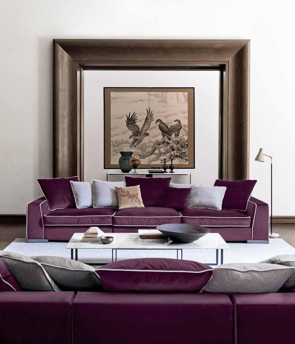 Armand DIVANO COMPONIBILE SECTIONAL SOFA Design Center Lineare e componibile, Armand è un divano caratterizzato da proporzioni generose, progettato per offrire una calda accoglienza.