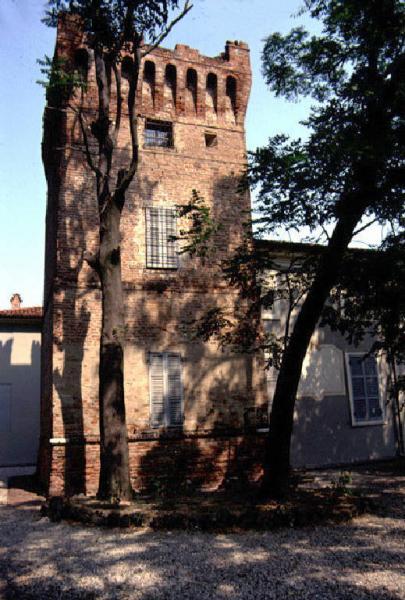 Torre di Villa Ponzone Rivarolo del Re ed Uniti (CR) Link risorsa: http://www.lombardiabeniculturali.