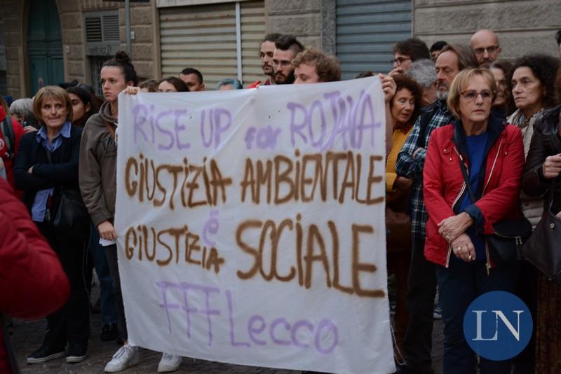 In piazza contro la guerra, da Lecco la solidarietà al popolo Curdo 5 Per tutti questi motivi ha concluso chiediamo al Governo italiano di agire intraprendendo tutte le misure possibili per