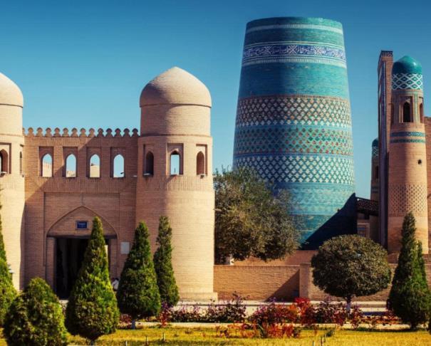 3 giorno: 21 aprile 2020 Tashkent - volo - urgench - khiva Prima colazione in hotel. Trasferimento in aeroporto per l imbarco nel volo diretto a Urgench.