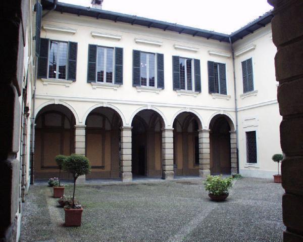 Villa Manzoni Lecco (LC) Link risorsa: http://www.lombardiabeniculturali.