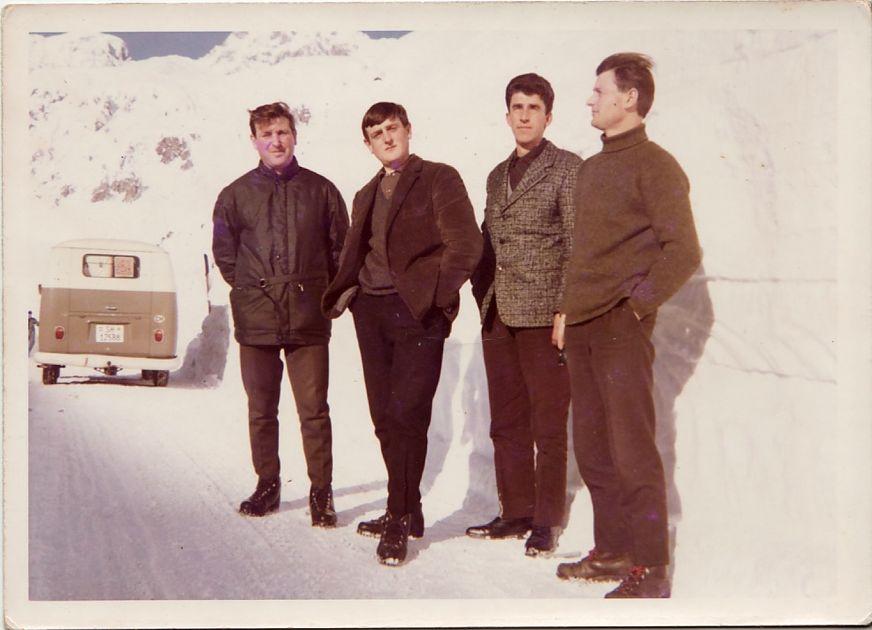 2 Alpen(?)pass, 1964.