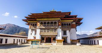 Itinerario di viaggio Day 7: Bumthang Gangtey Mattina: colazione e trasferimento a Gangtey (circa 6 ore ).