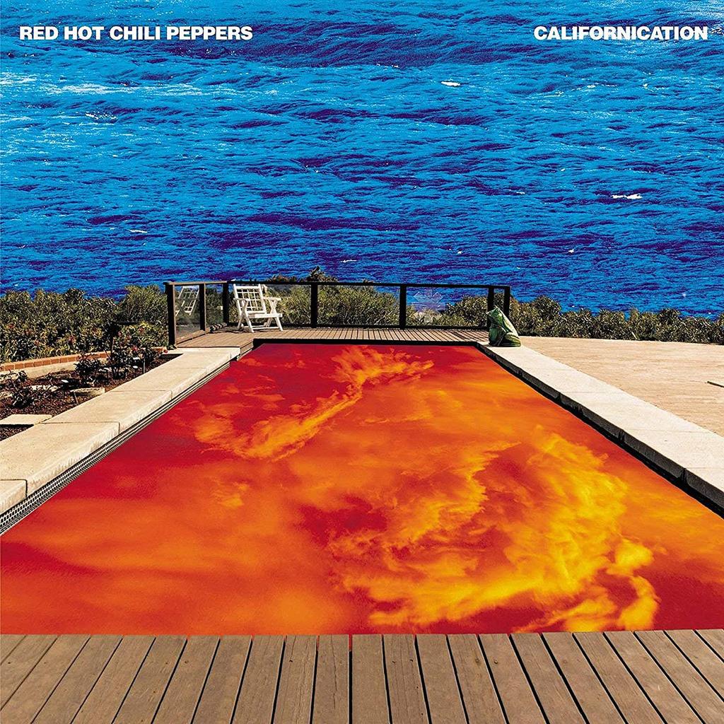 113 Cover di What's The Story Morning Glory Cover di Californication dei Red Hot Chili Peppers Un'altra pietra miliare della musica e della loudness war è rappresentato da Californication dei Red Hot