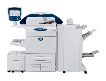Guida operativa per i dipendenti: La fotocopiatrice LA FOTOCOPIATRICE Le fotocopiatrici, siano esse semplici o multifunzione, cioè in grado di operare anche come stampante e fax, sono uno degli