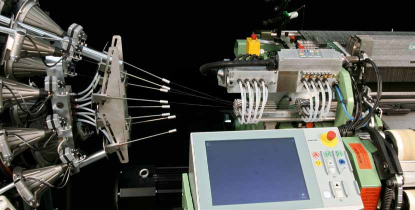 In combinazione con l opzione TandemPlus e il dispositivo serrafilo trama positivo PWC viene ampliata notevolmente la gamma del filato di trama.