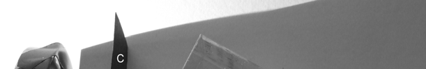O2 - I PRISMI OTTICI S intende con prisma ottico un blocco di vetro ottico 8 limitato normalmente da superfici piane, di forma spesso prismatica.