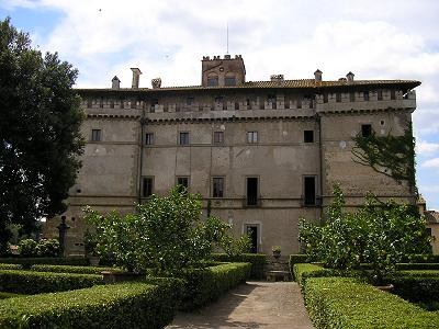 51 Castello Ruspoli Marescotti Vignanello (VT) (foto P.