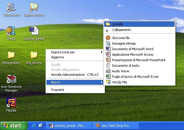 2 Gestione delle Cartelle in Windows XP 2.1 Creazione di una cartella In Windows i metodi per creare una nuova cartella sono sostanzialmente due.