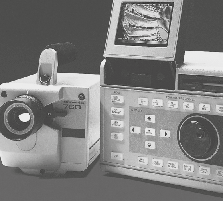 Le termocamere sono divenute piccoli sistemi compatti con un aspetto molto simile a quello di una videocamera o fotocamera digitale.