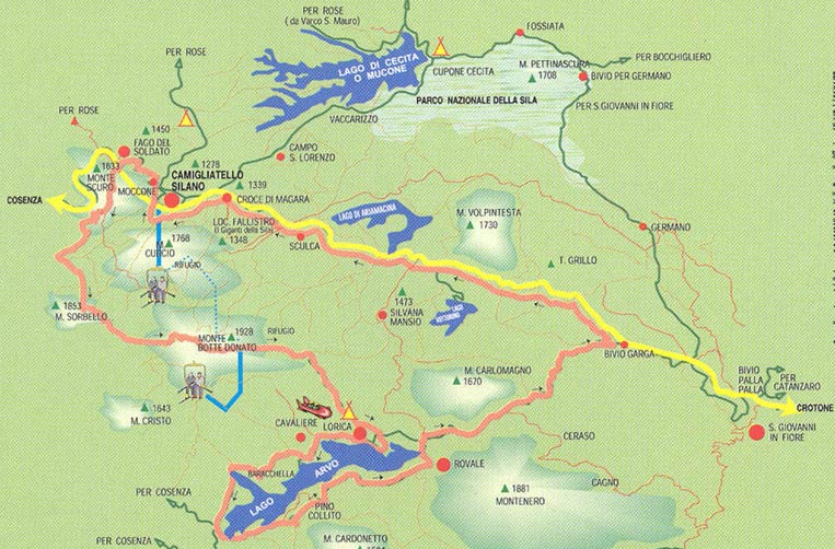 Raccoglie nel suo alveo i propri affluenti: il Garga, il Ringhio, l Arvo, L Ampollino, il Lese, il Vitravo, per sfociare a 15 Km circa a nord della cittadina di Crotone, nel Mar Jonio.