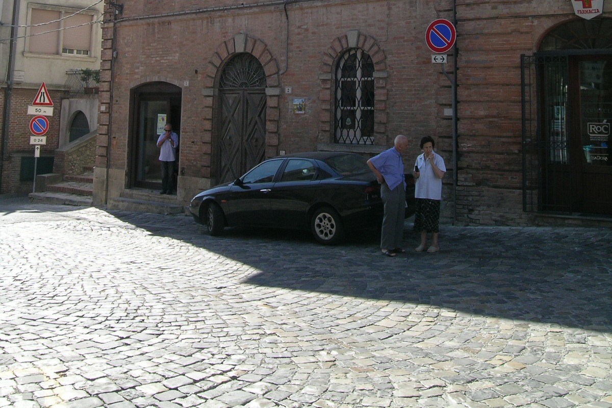 n. 25 Palazzetto della Giovampaola, piano terra VERUCCHIO, centro storico Catasto foglio particella 16 264 Compare all'allegato A del foglio 10 della mappa di Verucchio art. 4.