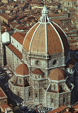 Il 25 marzo del 1436 la Cattedrale fiorentina viene consacrata da Papa Eugenio IV.