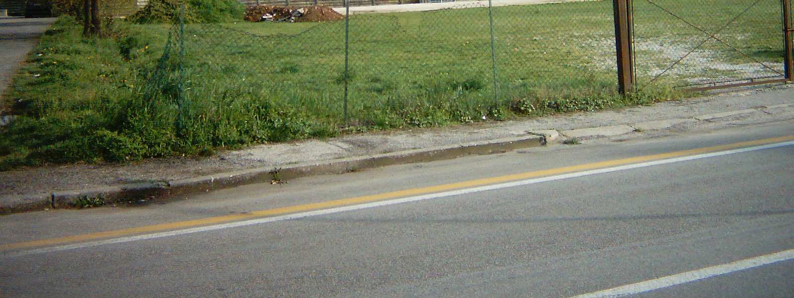 MONTECCHIO9 La richiesta di autorizzazione presentata riguarda un nuova stazione radio base situata in area privata su apposito palo poligonale in via Luigi Einaudi.