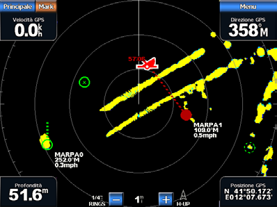 Utilizzo del radar Bersaglio MARPA (viene visualizzato solo durante il puntamento di un oggetto MARPA contrassegnato): consente di aprire la finestra delle informazioni sul bersaglio MARPA.
