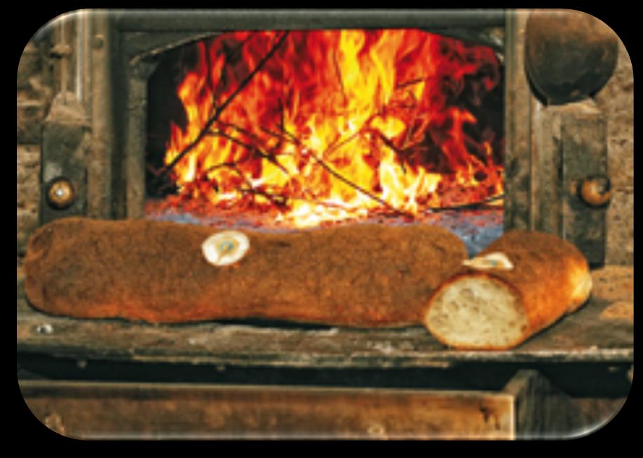 Il pane di Genzano Le origini del pane casareccio di Genzano IGP discendono dalla tradizione rurale legata al territorio di produzione; Il prodotto veniva lavorato e cotto in speciali forni a legna