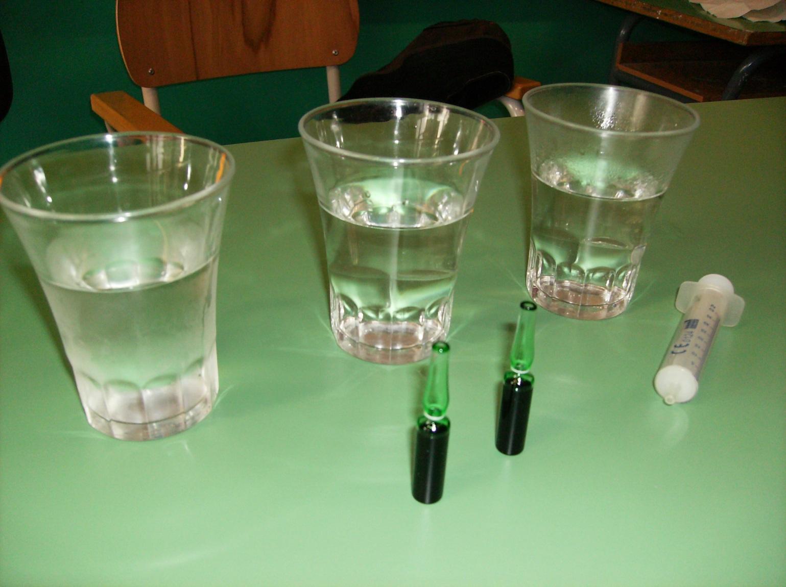 Esperimento n 3 Tre bicchieri con Acqua a temperatura
