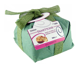 Panettone (750 gr) con gocce di cioccolato, uvetta e glassatura di anacardi. Panettone (750gr) glassato, con uvetta.