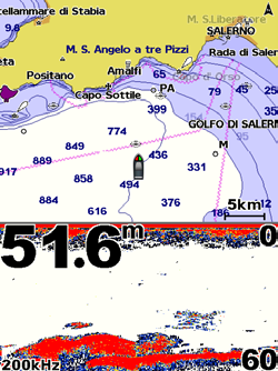 Uso delle mappe Dati dettagliati su strade e punti di interesse La scheda BlueChart g2 Vision contiene dati dettagliati su strade e POI (punti di interesse), tra cui dettagli sulle strade costiere,