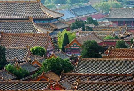 Cina tra Antico e Moderno Shanghai / Suzhou / Zhujiajiao / Xian / Pechino Dal 14 al 23 settembre 2015 1 giorno ITALIA - SHANGHAI Ritrovo dei partecipanti in aeroporto e disbrigo delle formalità