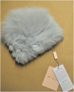 Campione N.2 Miss Blumarine cappello pelliccia - (rapporto di prova 13/01433) MISS BLUMARINE codice CAPPELLO Art.