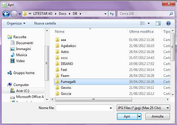 Creare il catalogo TAB media come collegare un file I passaggi per aggiungere un file all elenco sono i seguenti: premere il tasto Aggiungi.