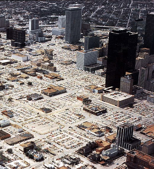 Sprawl urbano (città diffusa, nebulosi urbana ) Concetto introdotto negli USA negli anni 60 del XX Sec per indicare la crescita urbana a bassa