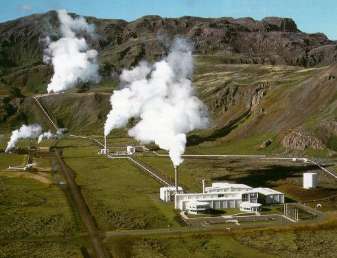 La Geotermia moderna: verso zero emission Moderno impianto geotermico Islanda Gli impianti geotermici moderni sono caratterizzati da un impatto ambientale